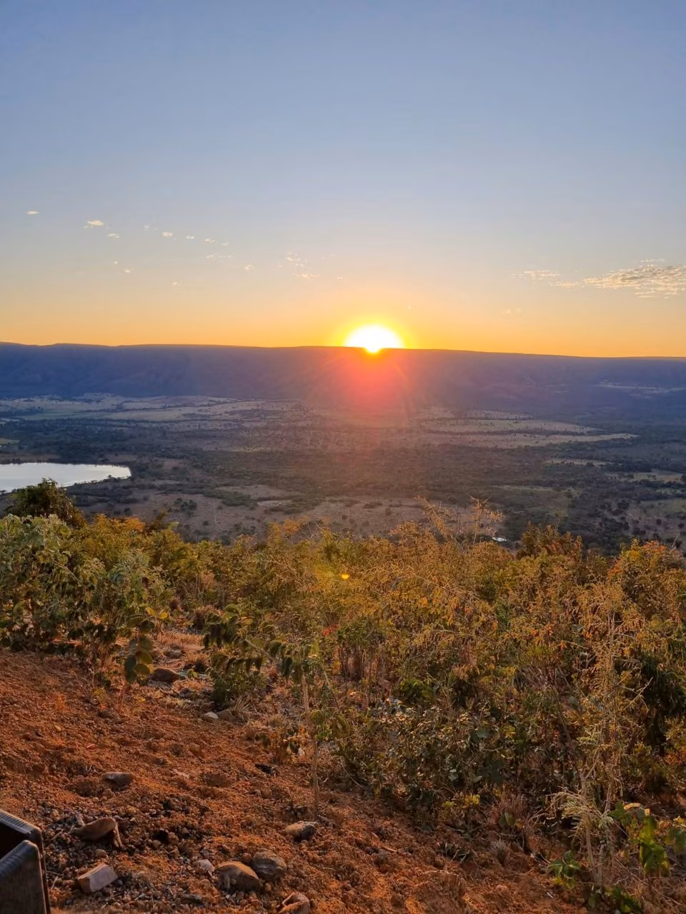 Mirante do Pôr do Sol e Camping Selvagem